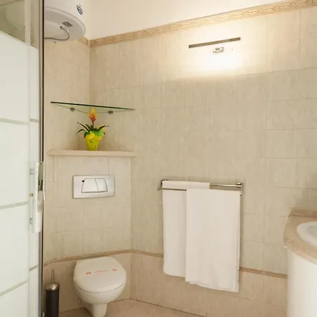 Διαμέρισμα Montenapoleone View - Best Location Possible Μιλάνο